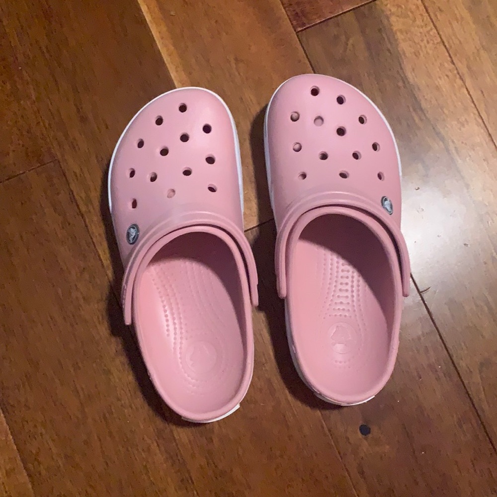 Pink crocs